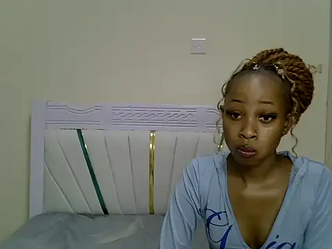 PetiteNoirrr profile