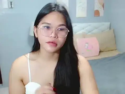 AlianaFord live