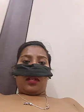 jaanvisharmaaa live