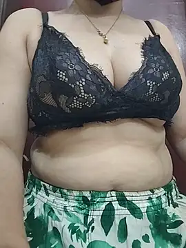Saanvi-Sen live