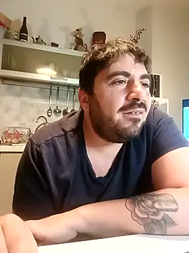 bear_skinny live