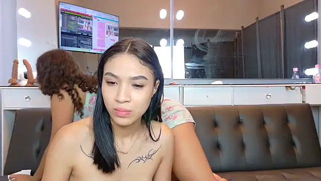 velvetmia68 live