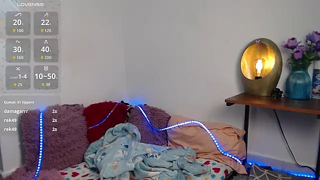 alix_kitty profile