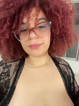 Leyah__ live