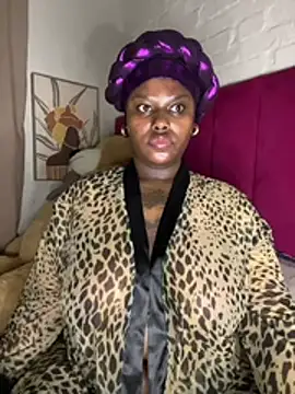 QUEEN_NOBUHLE_FEMDOM_777 live
