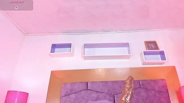 BigBoobsAstrid live