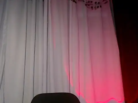 taylaxuxu live