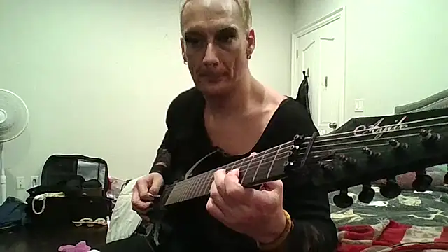 DutchesSTimulate live