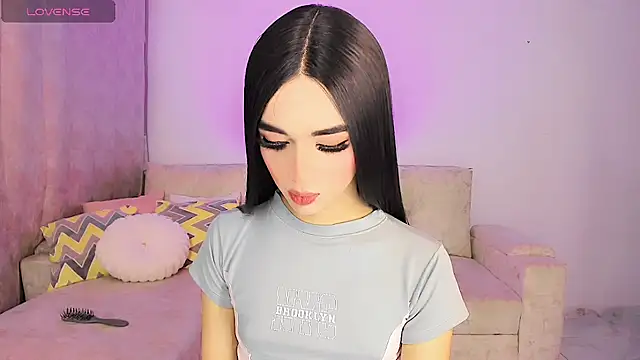 HANNAH_STEWART live