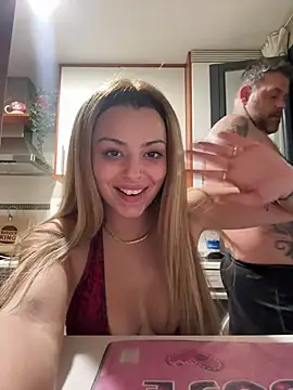 Noeliagglow live