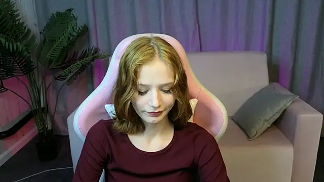 AliceJohansone live