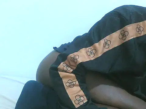 Misscurvy2 live
