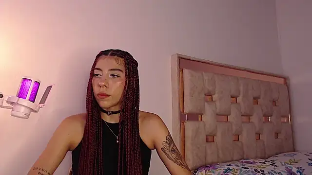 LAILA_GOMEZ1 live