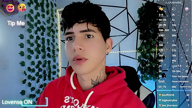 Tayson_Rivers live