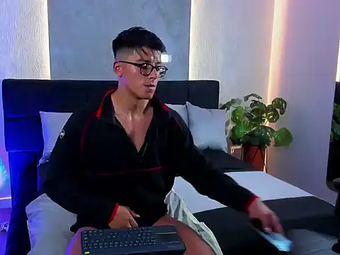 Jake_Lauren live