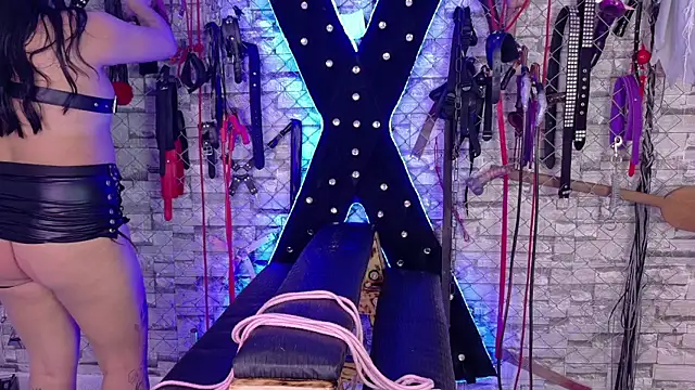 Ranina_BDSM_ live