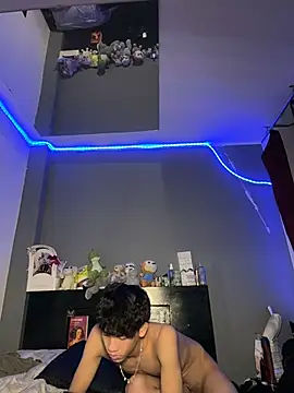 Kailertwink live