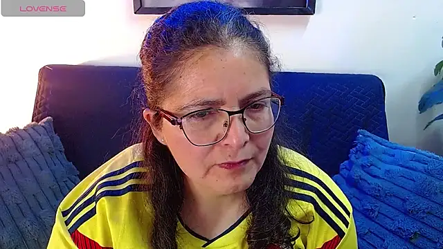 Linda_banks_ live