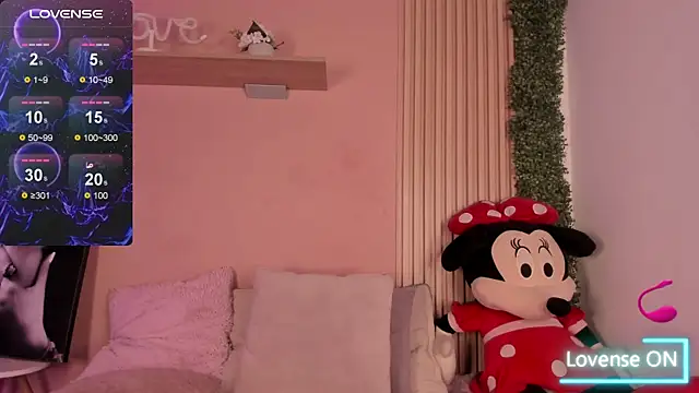 Winnie_cutee live