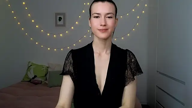 AliciaNewell live