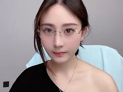 _222Mia live