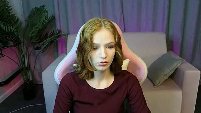 AliceJohansone live