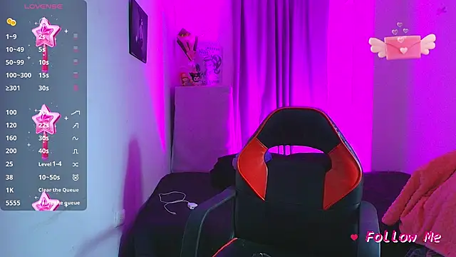 SkylerBennet live