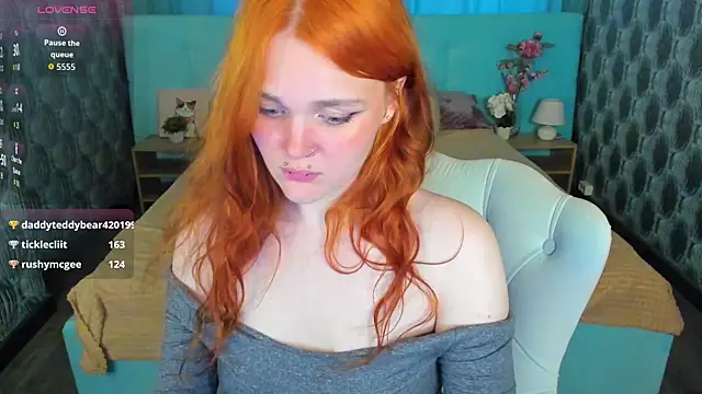 Emilly_Hiil live