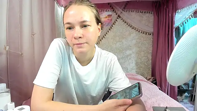 leila_bambi_ live