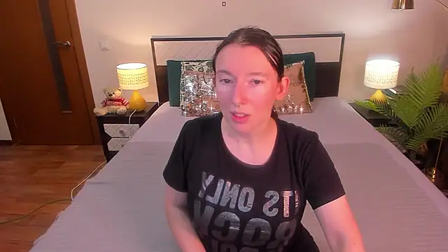 CatherineWalls live