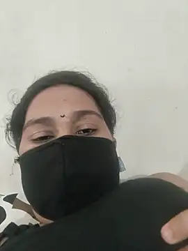 Lily-Darlling live
