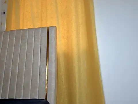 tyla_cerry live