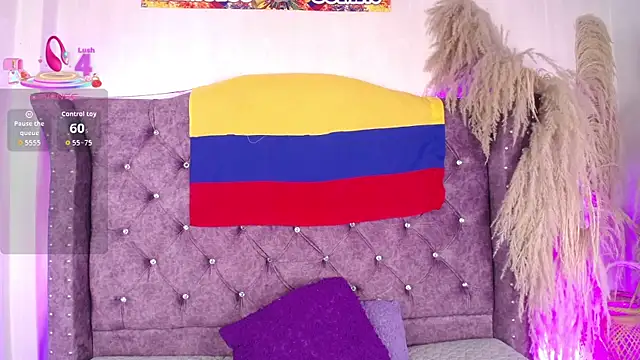 Violet_Collins1 live