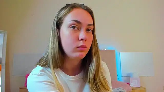 MelanieCuty live