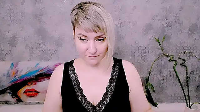 Djullia live