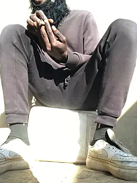 Big_B_Cock_1 live