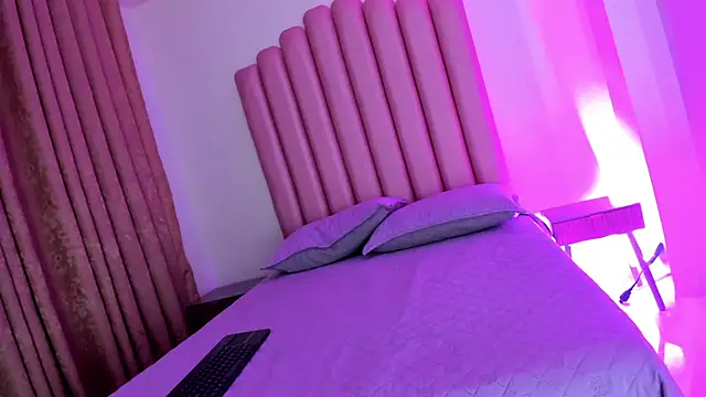 Lana_fox01 live