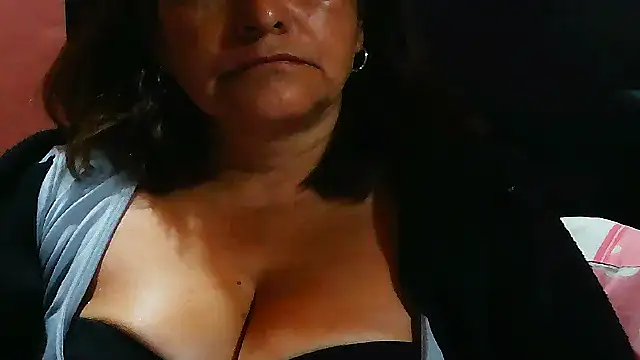 BiancaSteel live