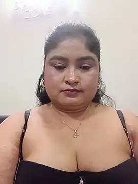 hornyriyanka live
