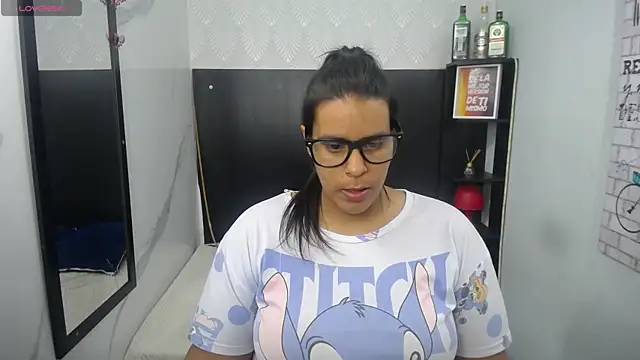_bella_ebony_ live