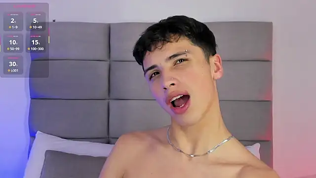 JoshClaarktt live