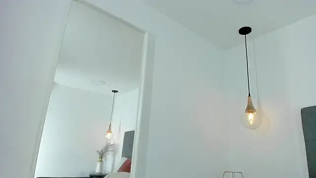 Karathorn_ live