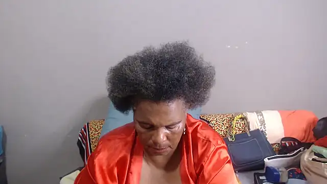 GrandBustyMelon live