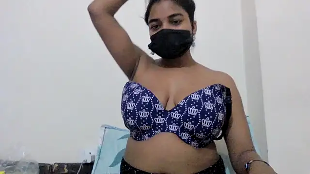 Little_toy_girl live