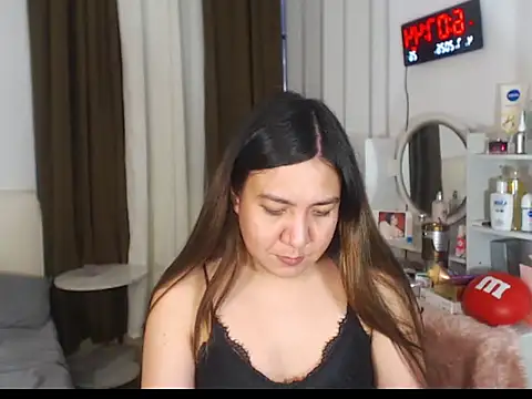 stellahugeX live