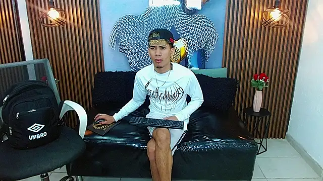Skinny_cute_Alyer live