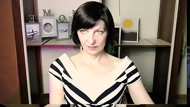 _AngeliaFlow_ live