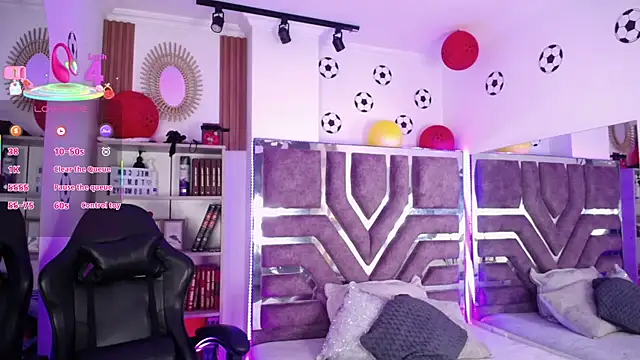 Eva__Walker live