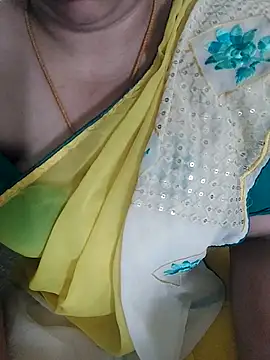 Tamillakshmi27 live