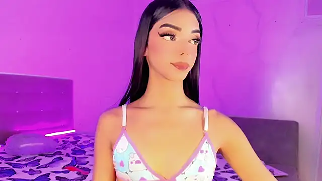 AllizaLowy live